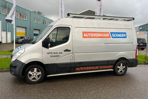 Bestelbus L2H2 — 11 m³ huren in Schagen — schuin voor